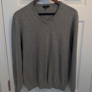 Men's Gap Gray V-Neck Sweater